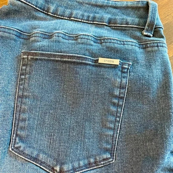 Chico’s So Slimming Jeans size 3 Short (petite) Denim Blue Medium Wash (large)16 - Picture 7 of 11